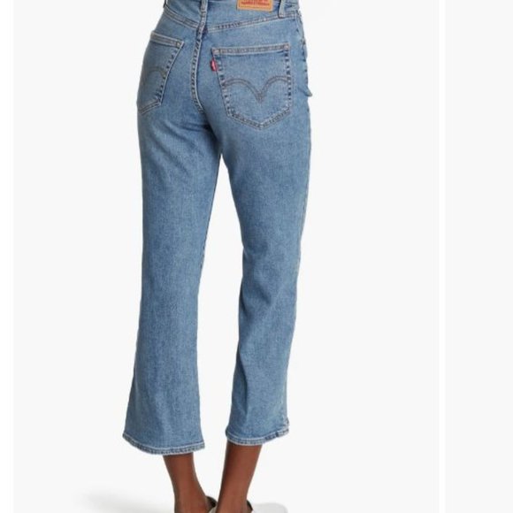 Levi's High Waist Flare Crop Jeans - Picture 5 of 6